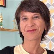 Accompagner dans la communication de la langue française à l'écrit et à l'oral